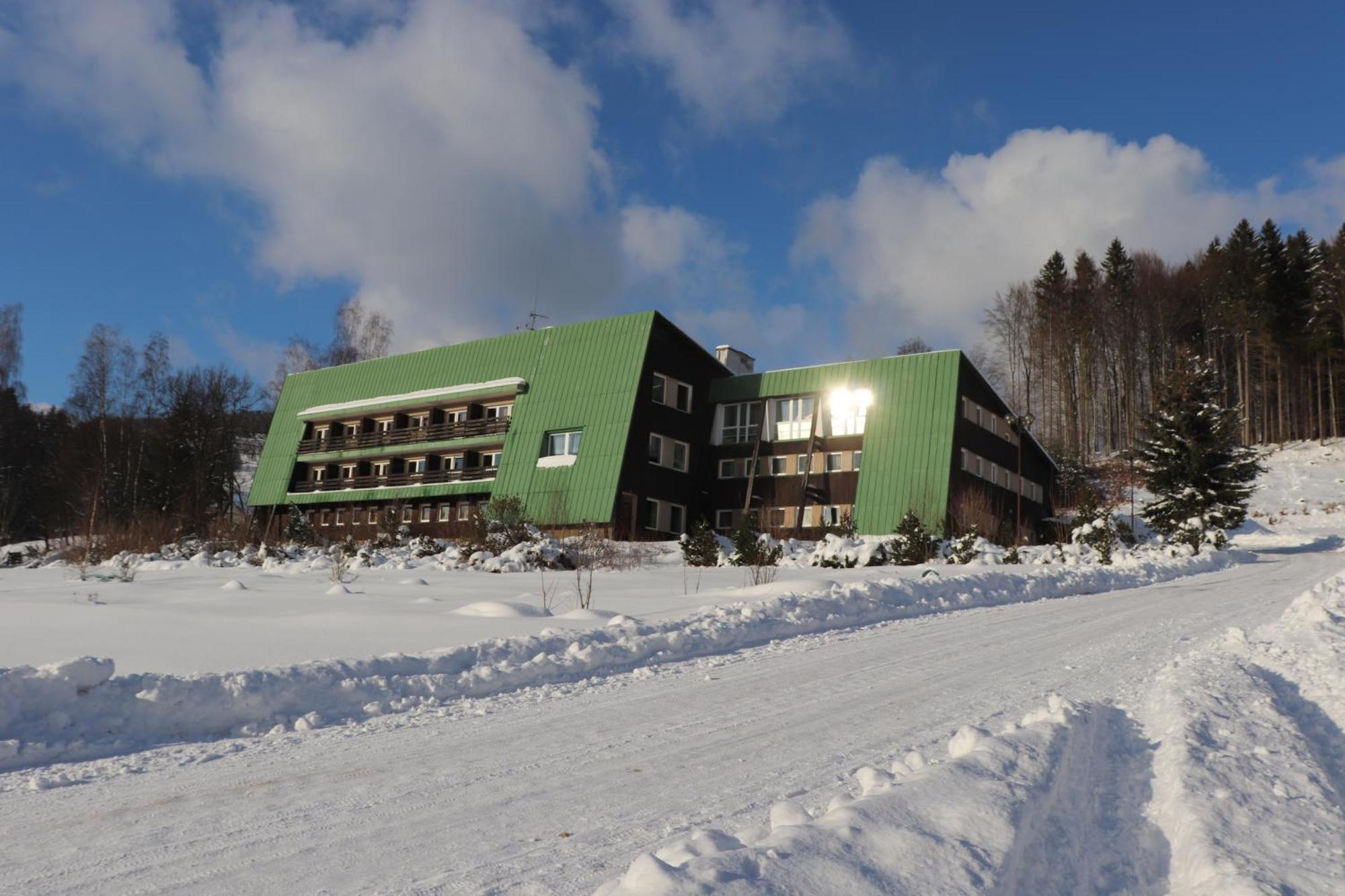 Hotel Albert - Retro Пасеки-над-Йизероу Экстерьер фото